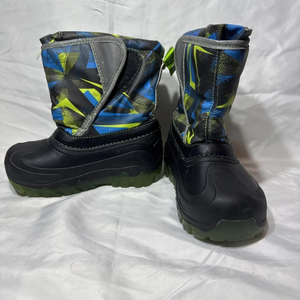 NWT‎ Light-up Toddler Boys Slip-on Winter Mid-Calf Snow Boots: 9/10 BLK BLUE GR